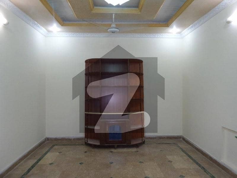 House In Lalazar 2 Sized 1013 Square Feet Is Available