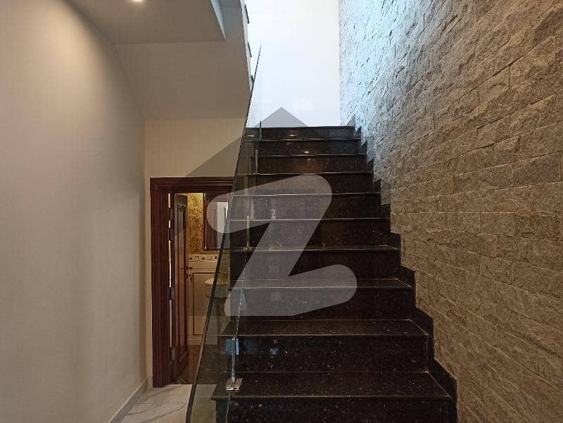 With Fully basement 1 Kanal Lower Portion For Rent in Phase 6 Block N