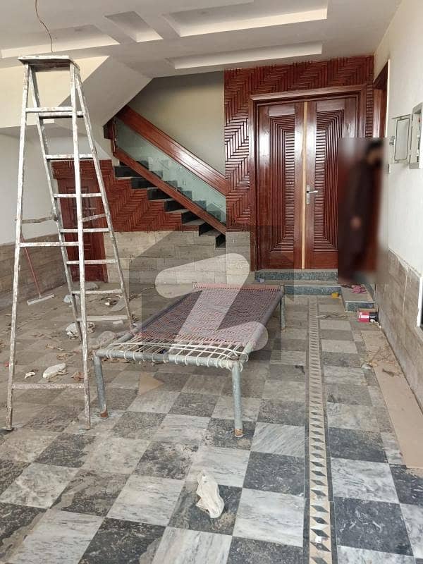 ایڈن آرچرڈ بلاک ایکس ایڈن آچرڈ فیصل آباد میں 4 کمروں کا 5 مرلہ مکان 45 ہزار میں کرایہ پر دستیاب ہے۔