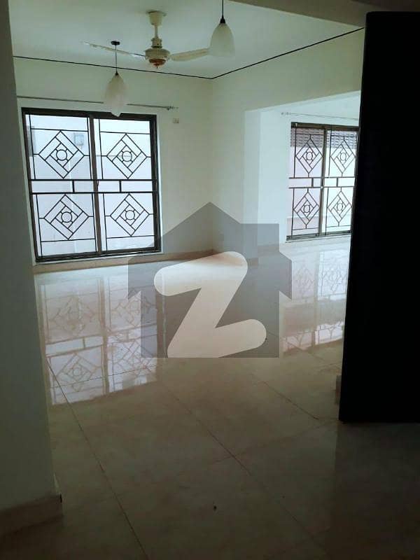 10 Marla Beautiful House Available For Sale In Askari-10