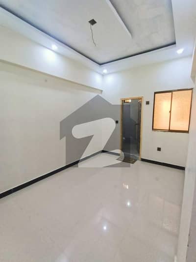 ناظم آباد 1 - بلاک ای ناظم آباد 1 ناظم آباد کراچی میں 4 کمروں کا 5 مرلہ فلیٹ 95 لاکھ میں برائے فروخت۔