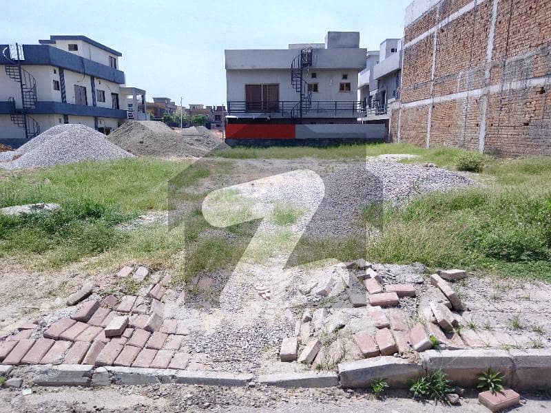 Builders Location 10 Marla Solid Land Plot Sector E Bahria Town Phase 8