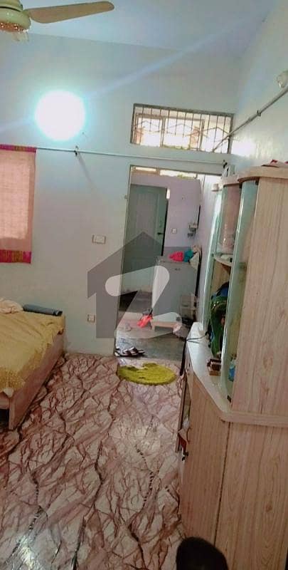 کورنگی ۔ سیکٹر 51-بی کورنگی کراچی میں 6 کمروں کا 4 مرلہ مکان 2 کروڑ میں برائے فروخت۔