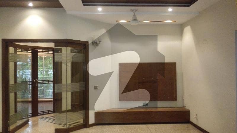 10 Marla House For Sale Z Block Ideal Location Dha Phase 3