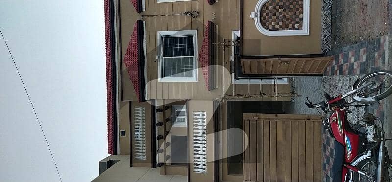 10 Marla House Up For sale In Nasheman-e-Iqbal Phase 2 - Block B