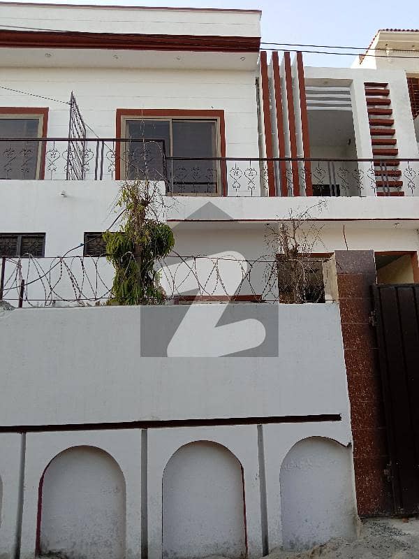 نبی پورہ شیخوپورہ میں 4 کمروں کا 6 مرلہ مکان 1.15 کروڑ میں برائے فروخت۔