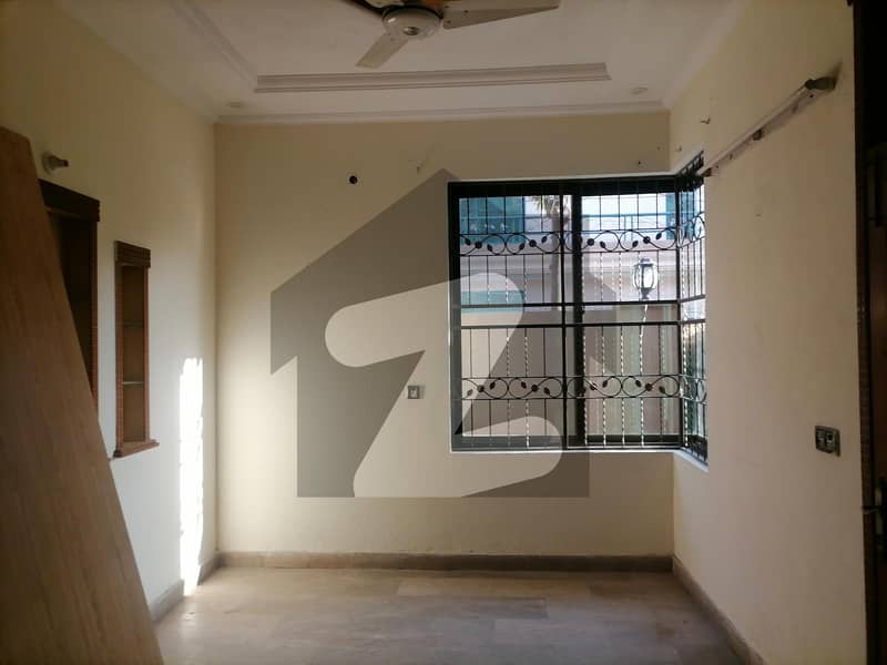 5 Marla House In Central Johar Town For sale