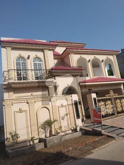 13 Marla Corner Spanish Double Storey Brand New House For Sale In Punjab University Ph 2