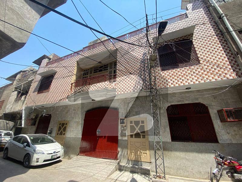 مزنگ چونگی مزنگ لاہور میں 9 کمروں کا 13 مرلہ مکان 3.1 کروڑ میں برائے فروخت۔