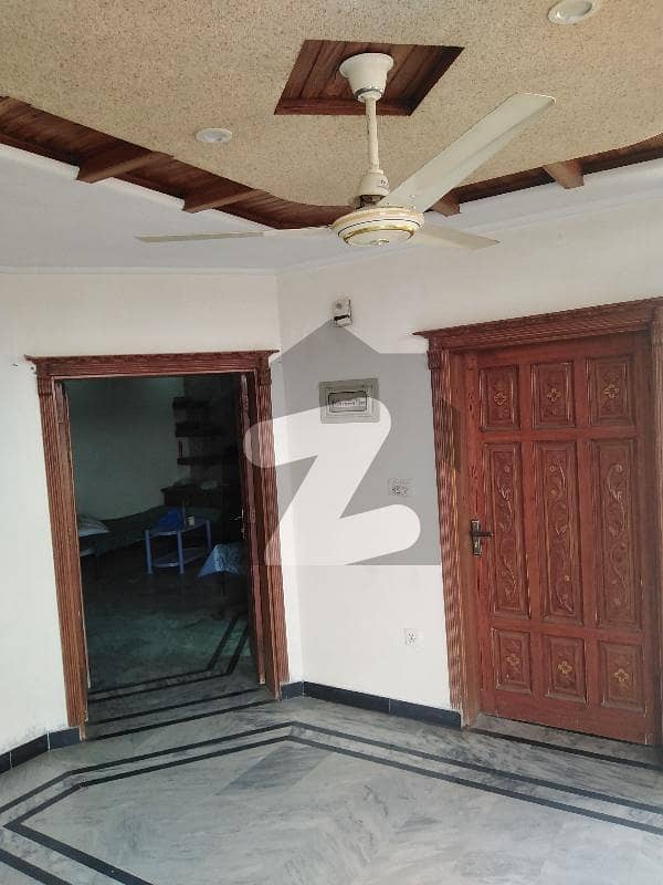 Lower Portion Of 1125 Square Feet Is Available In Contemporary Neighborhood Of Mumtaz Colony