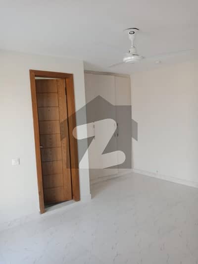 1 Kanal Beautiful Upper Portion For Rent In D12