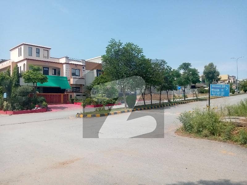 5 Marla Residential Plot For Sale In Media Town On Prime Location
