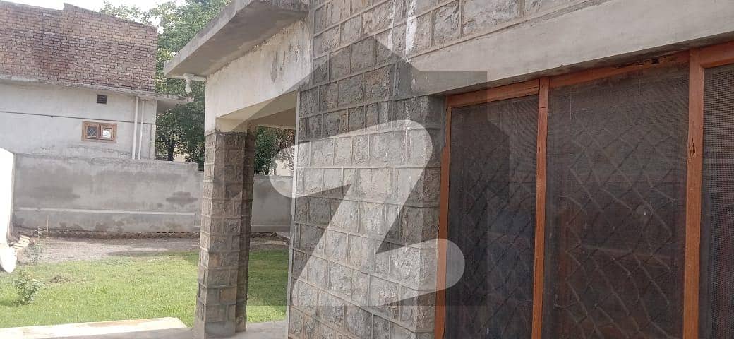 جناح آباد ایبٹ آباد میں 4 کمروں کا 1.5 کنال مکان 5.4 کروڑ میں برائے فروخت۔
