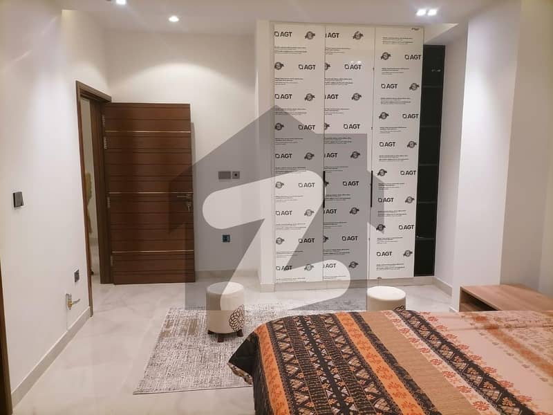 940 Square Feet Flat Situated In Main Mansehra Road For sale