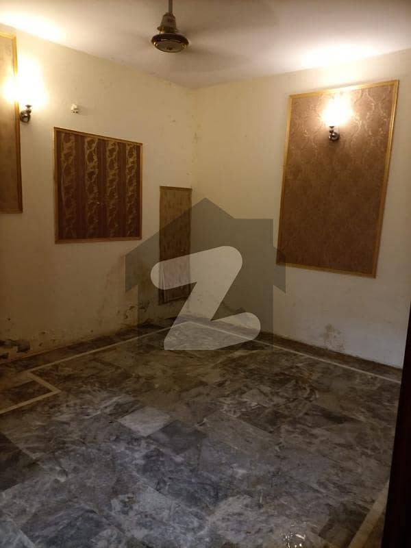 10 Marla Lower Portion Available For Rent In Model Town Extension