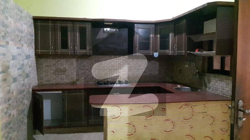 Lower Portion In Gulistan-E-Jauhar - Block 15 Sized 1080 Square Feet Is Available