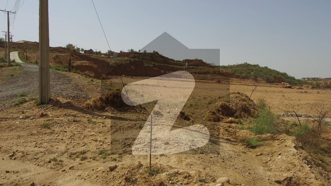 Good Location Commercial Plot Of 4 Marla Available In DHA Phase 4 - Sector C