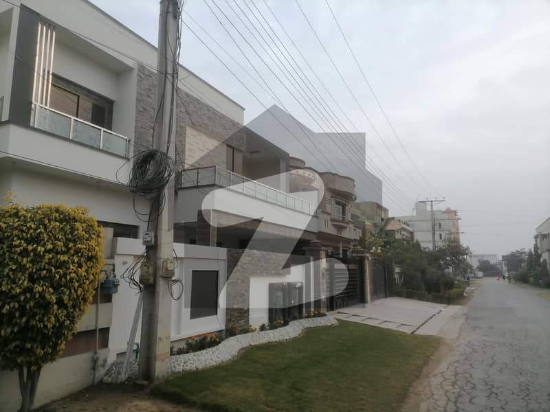 69 G Block  House For Sale