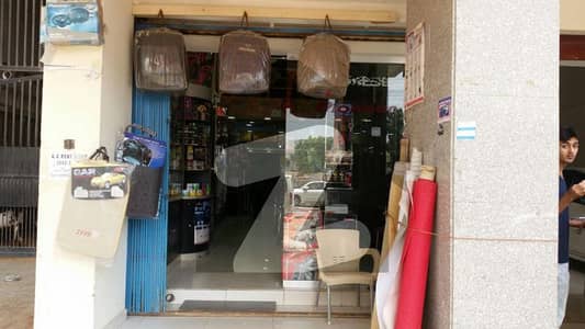 پی ای سی ایچ ایس بلاک 6 پی ای سی ایچ ایس جمشید ٹاؤن کراچی میں 4 مرلہ دکان 1.25 لاکھ میں کرایہ پر دستیاب ہے۔