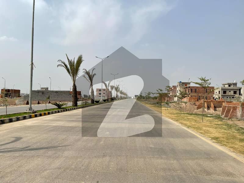 Residential Plot Sized 10 Marla Is Available For sale In Park View City - Cherry Block
