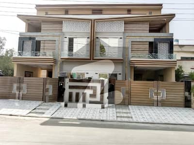 Nasheman Iqbal Phase 1 10 Marla Brand New Designer House For Sale