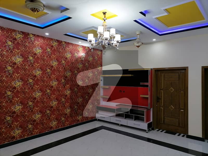 بحریہ نشیمن لاہور میں 3 کمروں کا 5 مرلہ مکان 1.18 کروڑ میں برائے فروخت۔