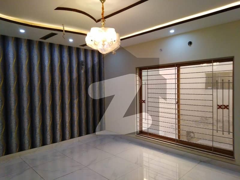On Excellent Location 1 Kanal House Ideally Situated In Fazaia Housing Scheme Phase 2