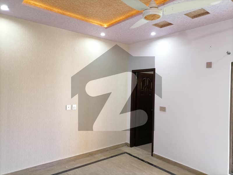 Ideal Prime Location 5 Marla House has landed on market in Bismillah Housing Scheme, Lahore