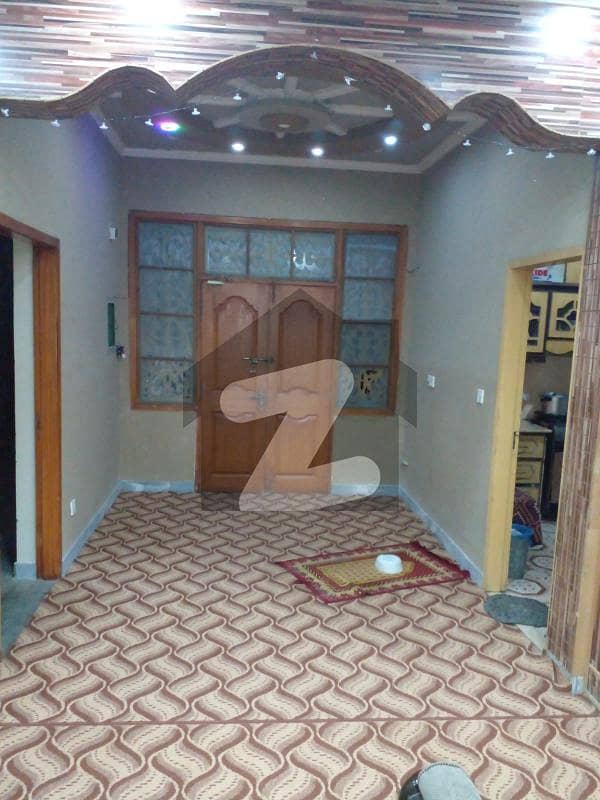 10 Marla Vip Center Portion For Rent In Awan Town