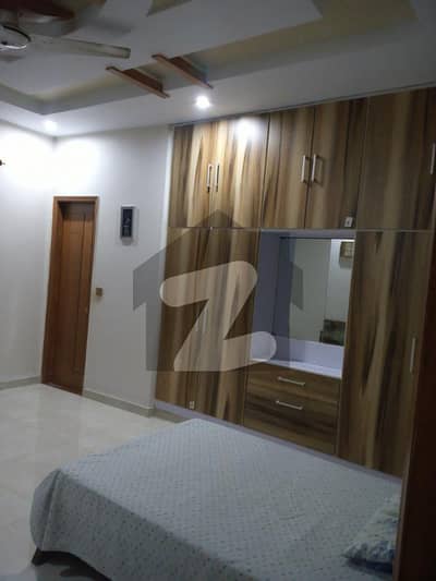 گلشنِ کنیز فاطمہ سکیم 33 کراچی میں 7 کمروں کا 16 مرلہ مکان 5.6 کروڑ میں برائے فروخت۔