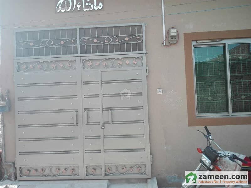 3. 5 Marla Half Triple Storey House For Rent At Good Location In Hanif Park Upper Canal Road Harbanspura Lahore