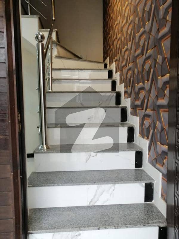 Ideally Located House 5 Marla Available For Rent In Park View City Lahore