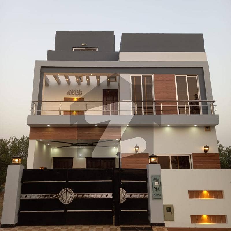 5Marla Brand New Modern House LDA approved For Sale New Lahore City.