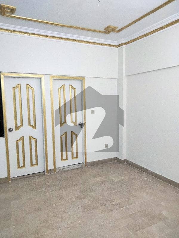 Prime Arcade 4th Floor Flat Is Available For Sale