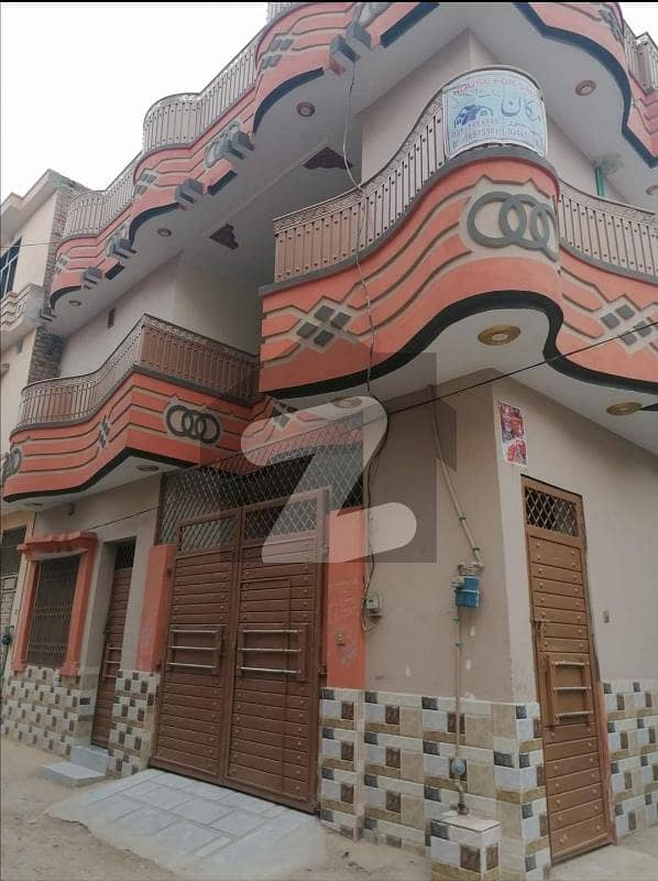 سواتی گیٹ پشاور میں 6 کمروں کا 5 مرلہ مکان 1.4 کروڑ میں برائے فروخت۔