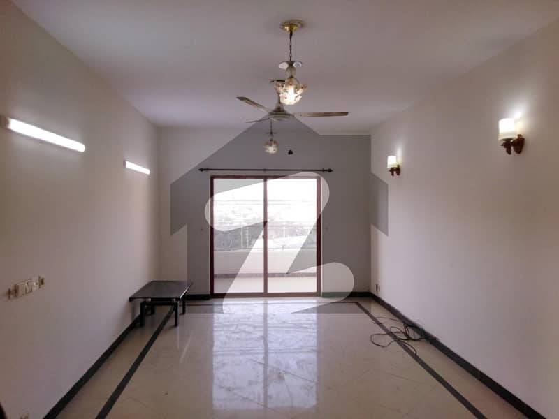Good 1600 Square Feet Flat For rent In Clifton - Block 4