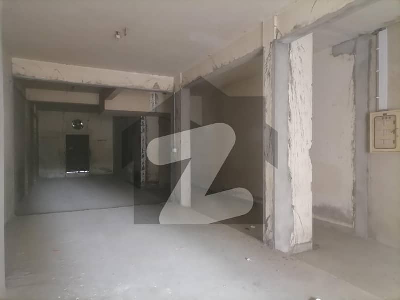 Get This Amazing 2650 Square Feet Shop Available In Gulshan-e-Iqbal - Block 1