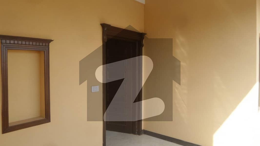 Good 1250 Square Feet Flat For Rent In E-11