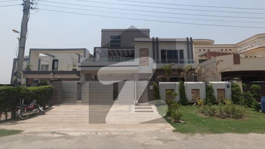 A Stunning House Is Up For Grabs In Formanites Housing Scheme - Block K Lahore