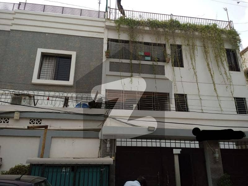 Upper Portion Sized 4500 Square Feet Is Available For Rent In Pechs Block 3