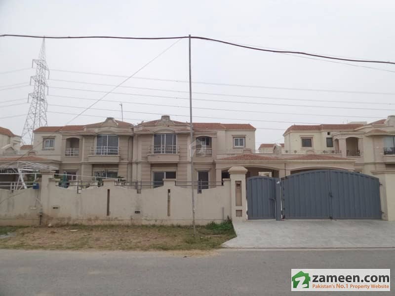 1 Kanal House Is Available For Sale In Lake City M-7 - No Load Shading
