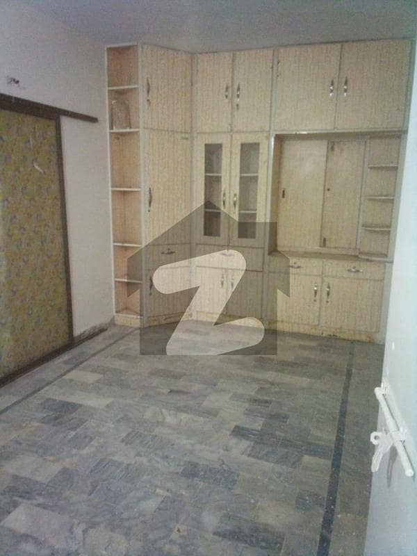 4 rooms flat for RENT in Gulshan -e-amin 2nd floor, main sohrab goth, 27000 rent