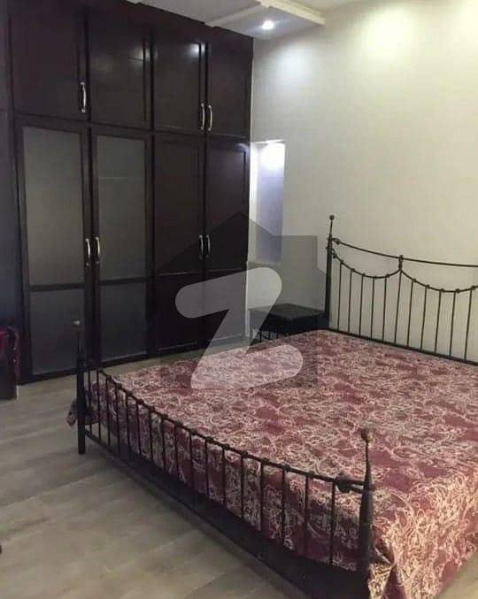 Furnished One Bedroom Only For Females Available In Bahria Town Lahore (i)