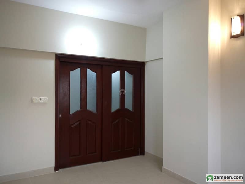Flat For Rent On Main Shaheed E Millat Road