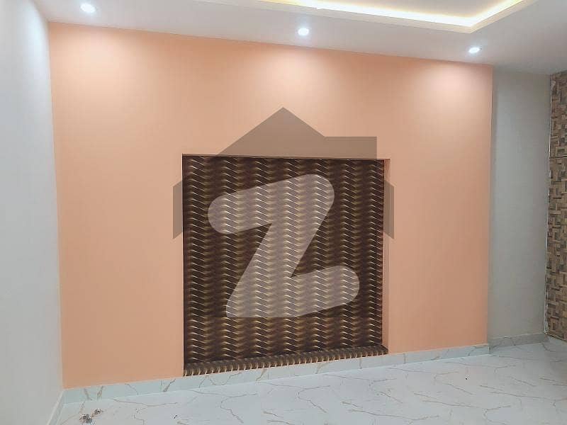 4 Marla Brand New Facing park house for sale in johar town