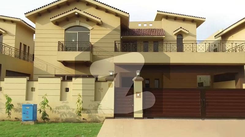 17 Marla 5 Beds House Located On Main Road In Askari 10 Sector F