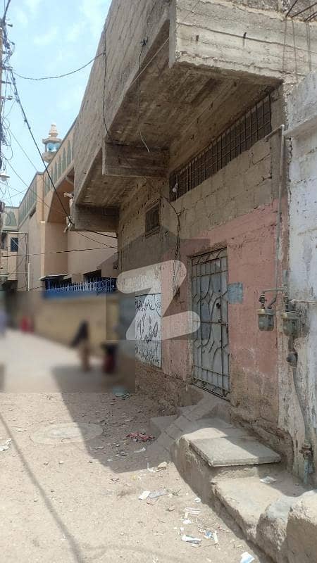شیرپاؤ کالونی لانڈھی کراچی میں 2 کمروں کا 3 مرلہ مکان 1.25 کروڑ میں برائے فروخت۔