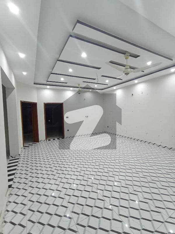 Affordable Upper Portion For Rent In Izmir Town - Block N
