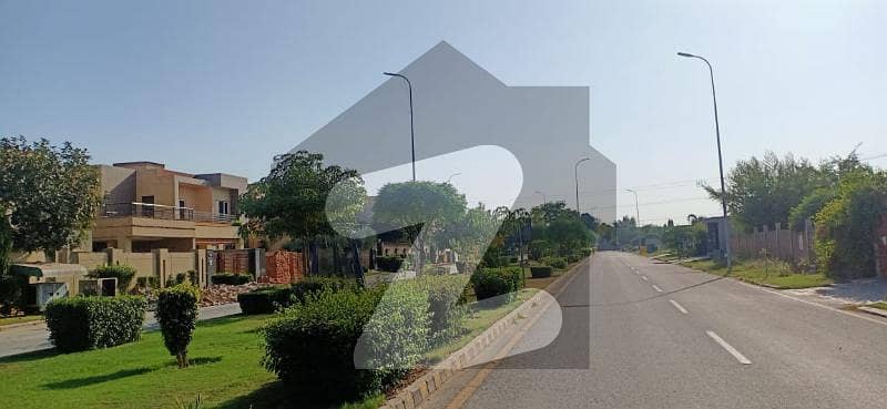 10 Marla Prime Location Main Boulevard Plot For Sale Model City1 Extension Block, 208 Chak East Canal Road Faisalabad