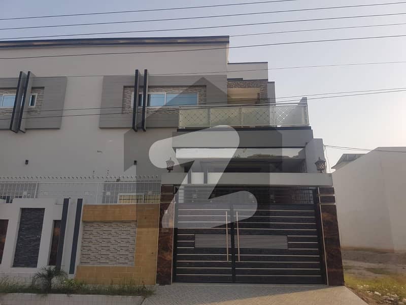 Reserve A Centrally Located House Of 6.6 Marla In Royal Palm City Sahiwal